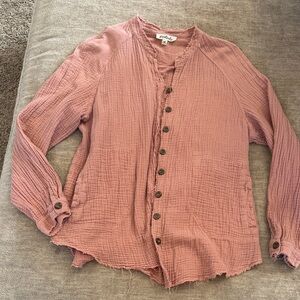 Listicle Frayed Edge Blush Top